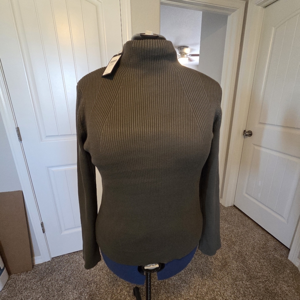 Melissa Paige Ribbed Turtleneck Sweater in Olive Green XL